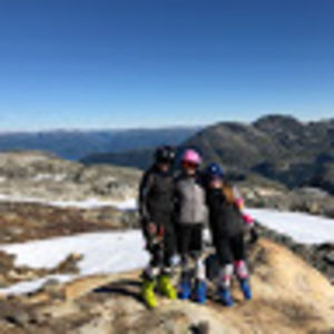 Meet your Posher, Julia